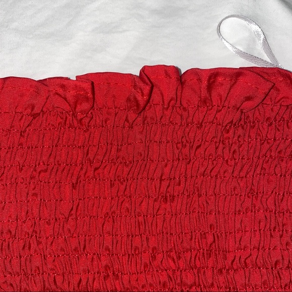 Red Top - Picture 3 of 4